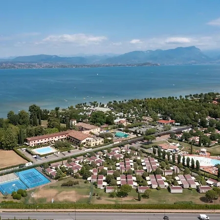 San Francesco Village Tatil parkı 5*